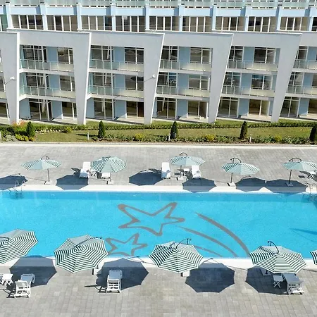 Ξενοδοχείο με διαμερίσματα Black Sea Star 3*